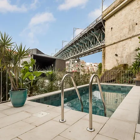 Douro's Bridge View - Swimming Pool