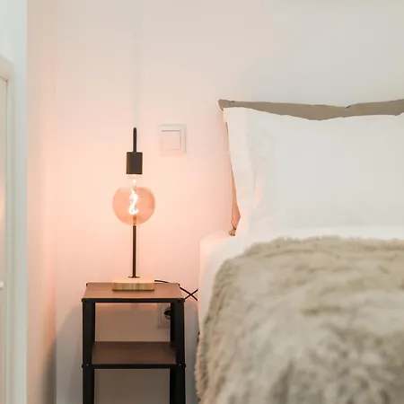 Douro's Bridge View - Swimming Pool アパート