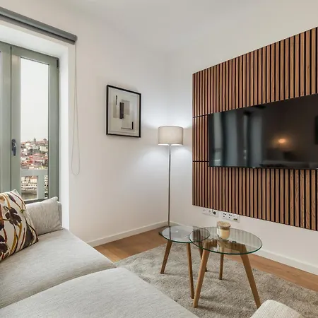 Douro's Bridge View - Swimming Pool Apartment *
