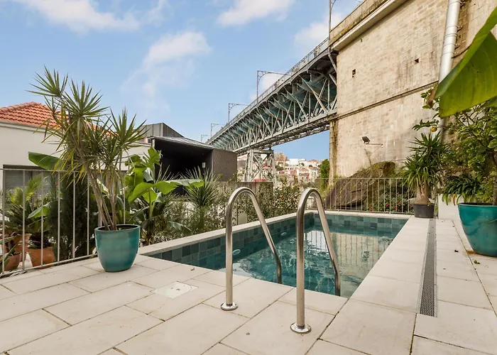 Douro's Bridge View - Swimming Pool